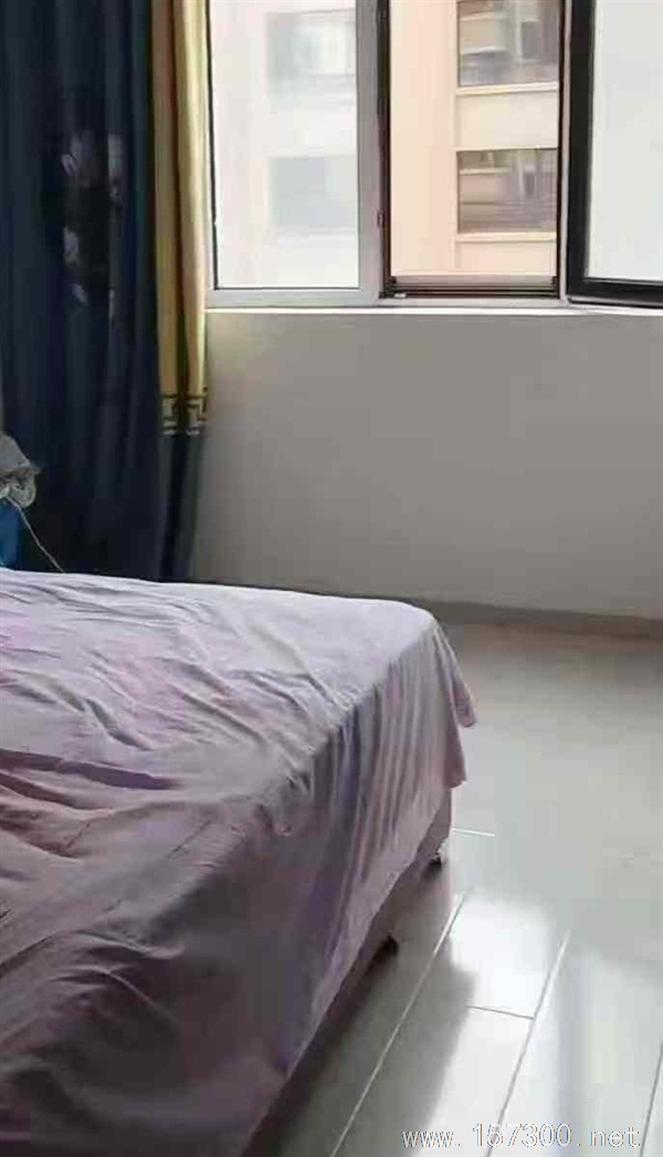 四小学区房出售