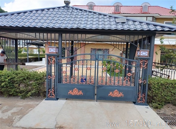 绥芬河坤城金属装饰