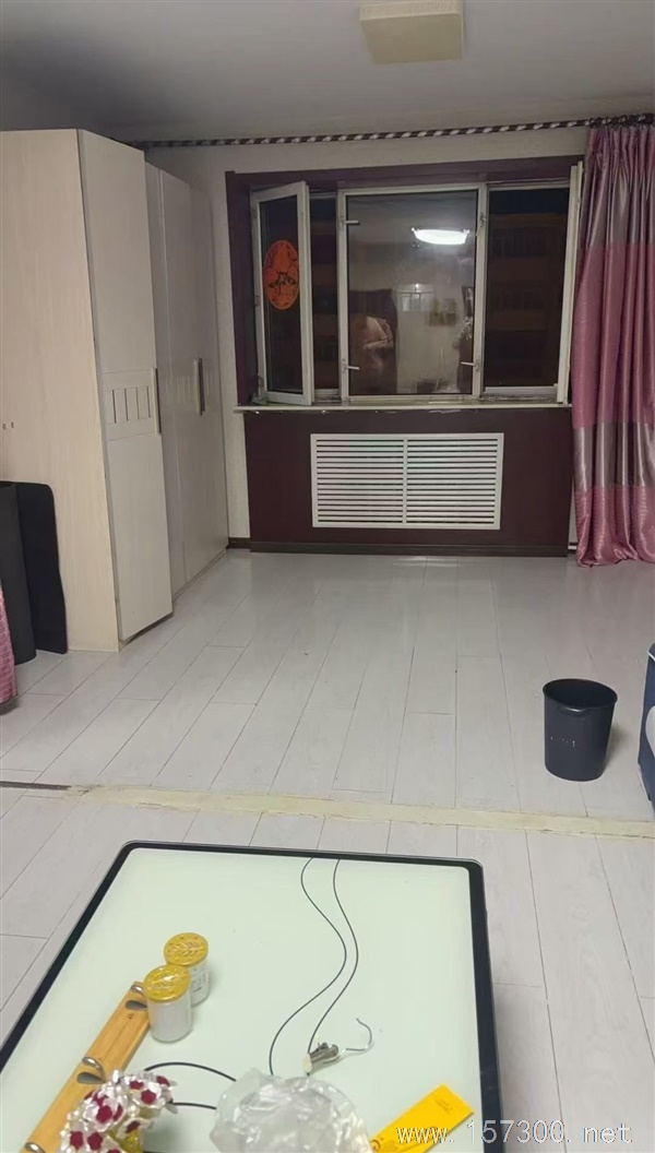 实验小学学区房4楼